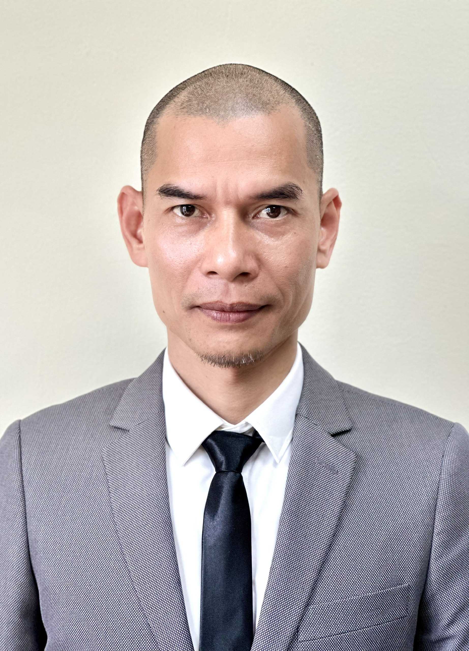 Đạo Diễn Trịnh Lâm Tùng