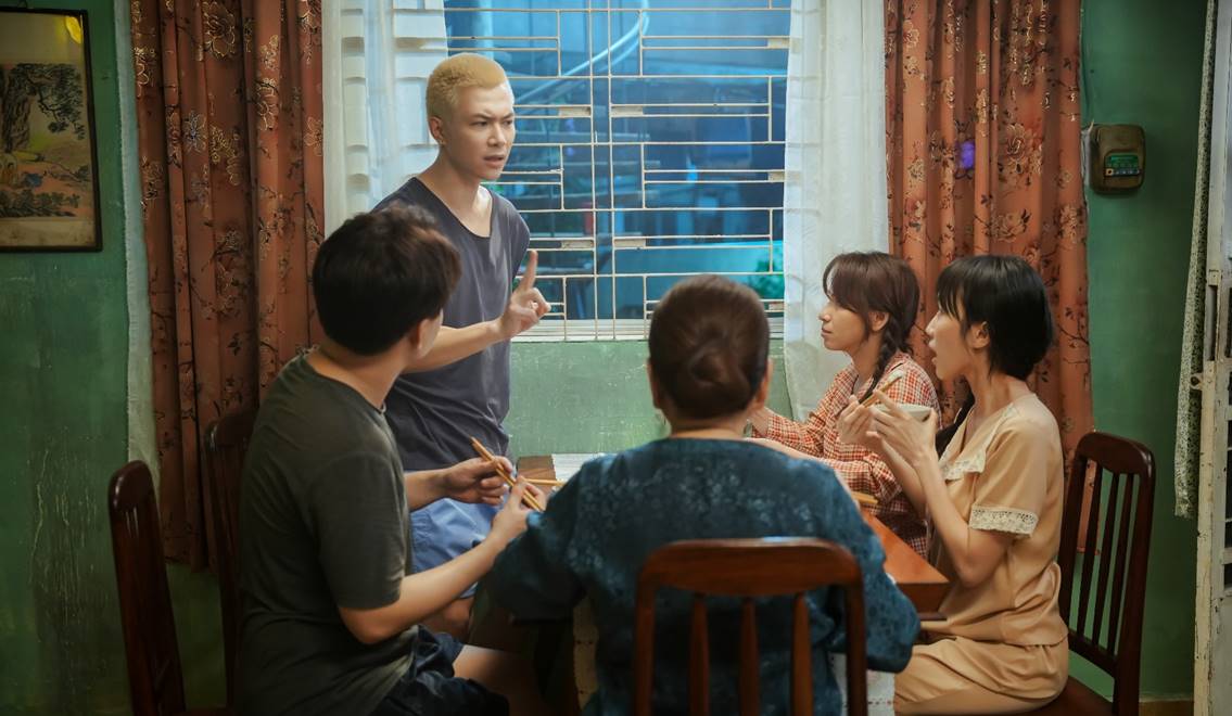 Gặp Lại Chị Bầu 2