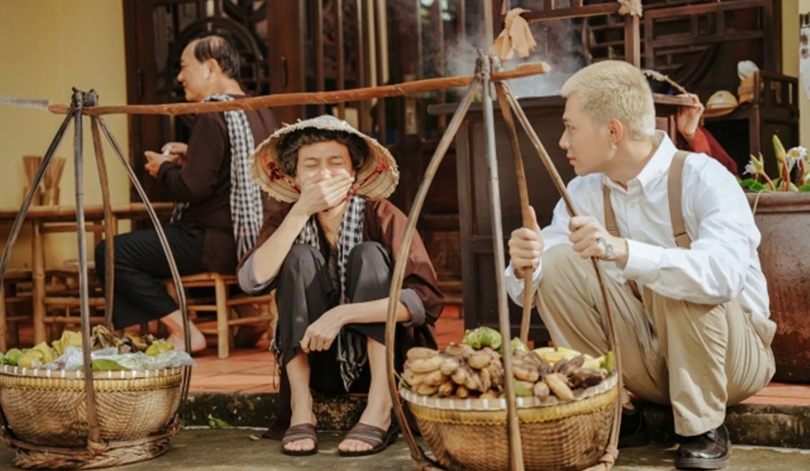 Gặp Lại Chị Bầu