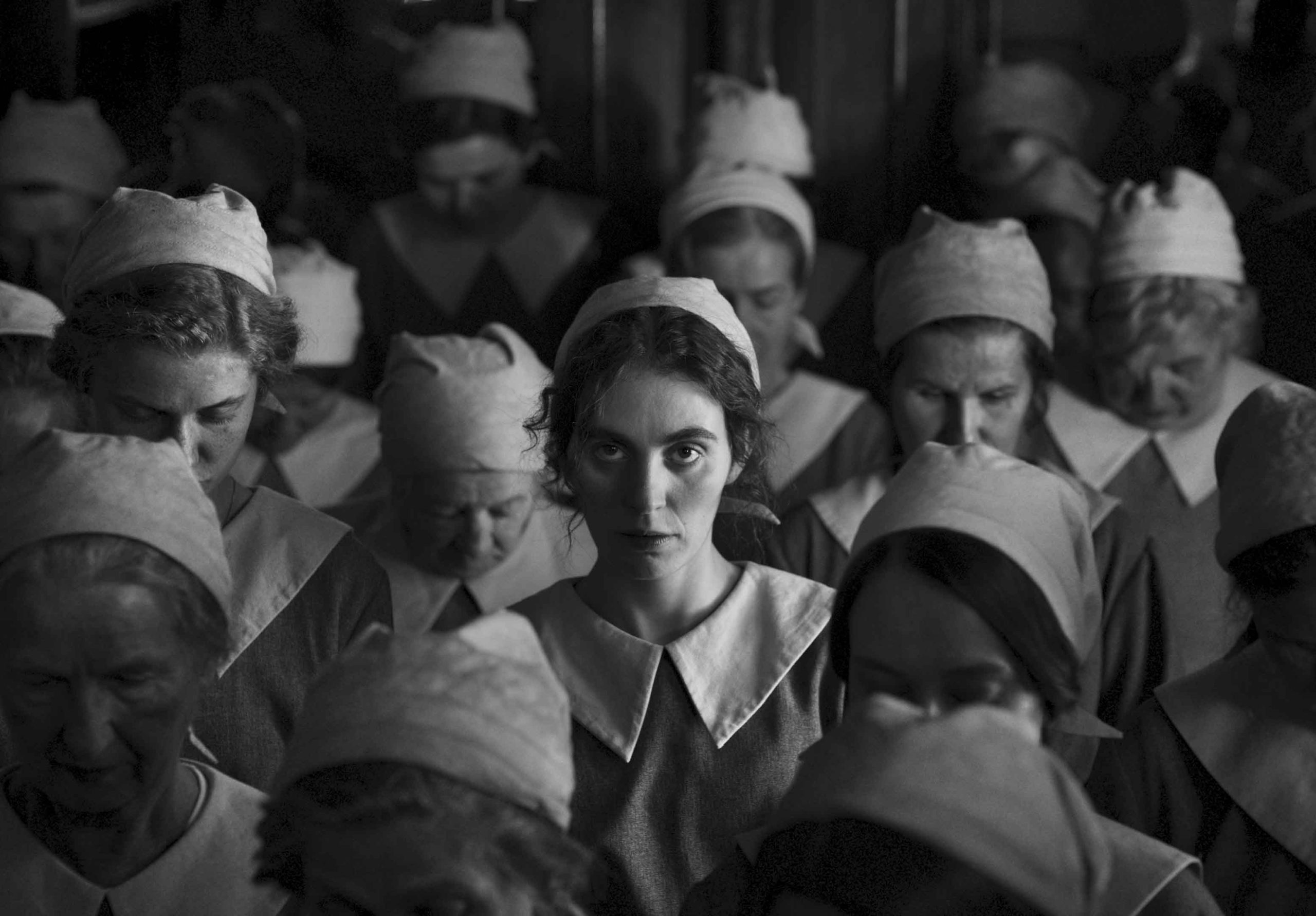 Thegirlwiththeneedle ©lukaszbak 01