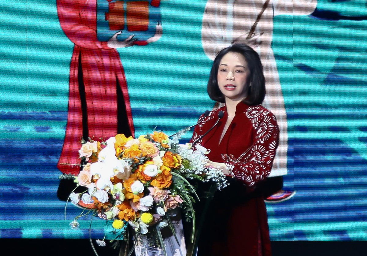 Bà Vũ Thu Hà Pct Ubnd Tp Hà Nội