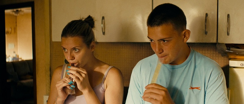 Hai đứa Trẻ Lạc Lõng Và Bị Bỏ Rơi