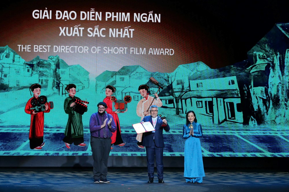 Trao Giải Thưởng 5