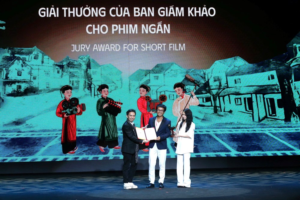 Trao Giải Thưởng 6