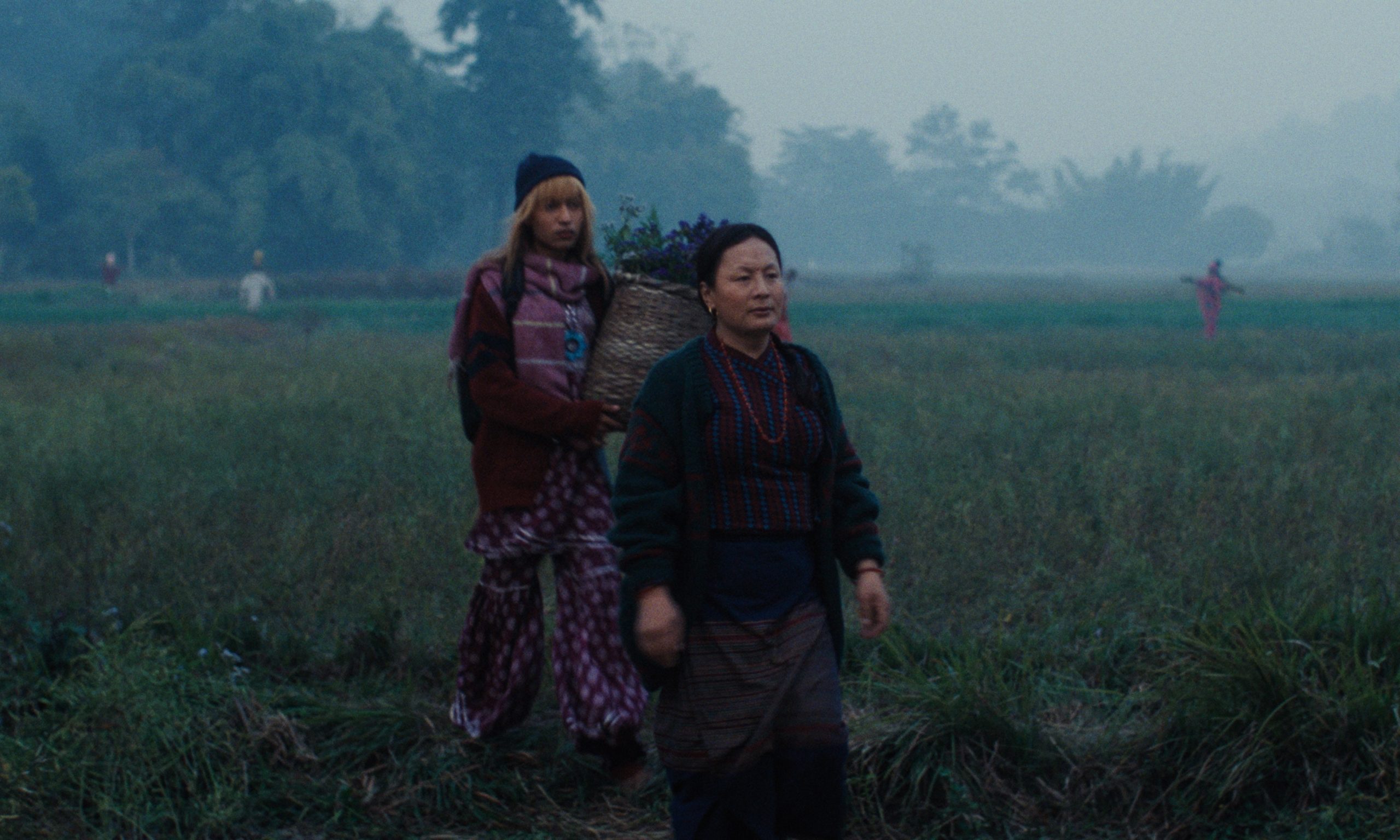 005 Pirati And Apsara ©underground Talkies Nepal Les Valseurs Dgs